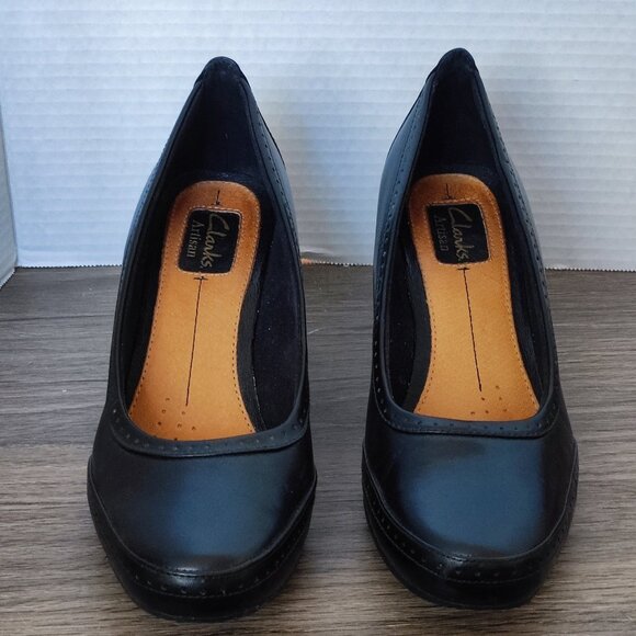 Clarks Artisan leather heels pumps black women's size 8 M - Picture 3 of 15